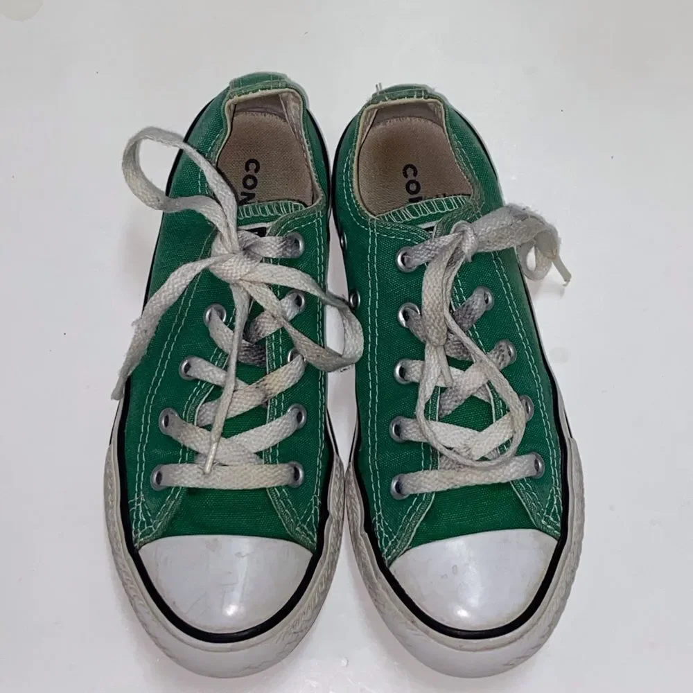 Converse Kids Green and White Sneakers Size 1